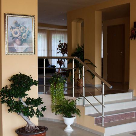 Family Hotel Mimosa Tsarevo Exterior foto