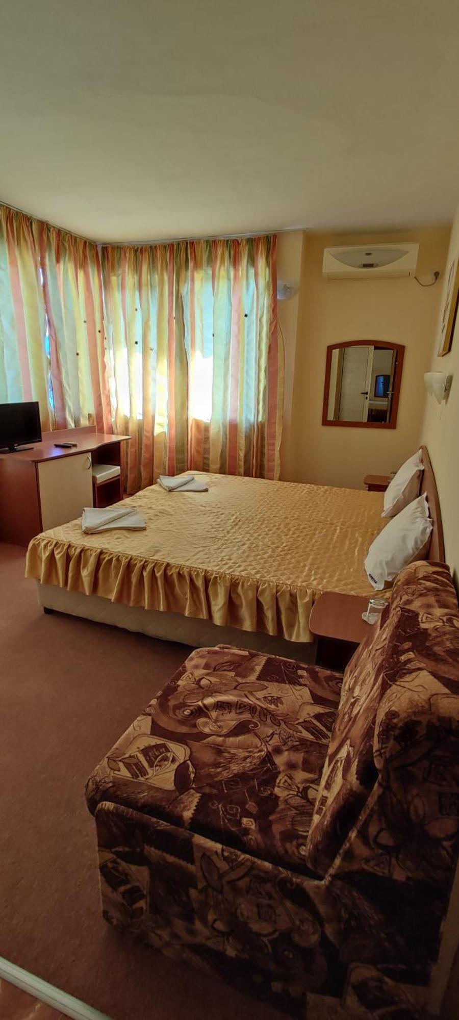 Family Hotel Mimosa Tsarevo Exterior foto