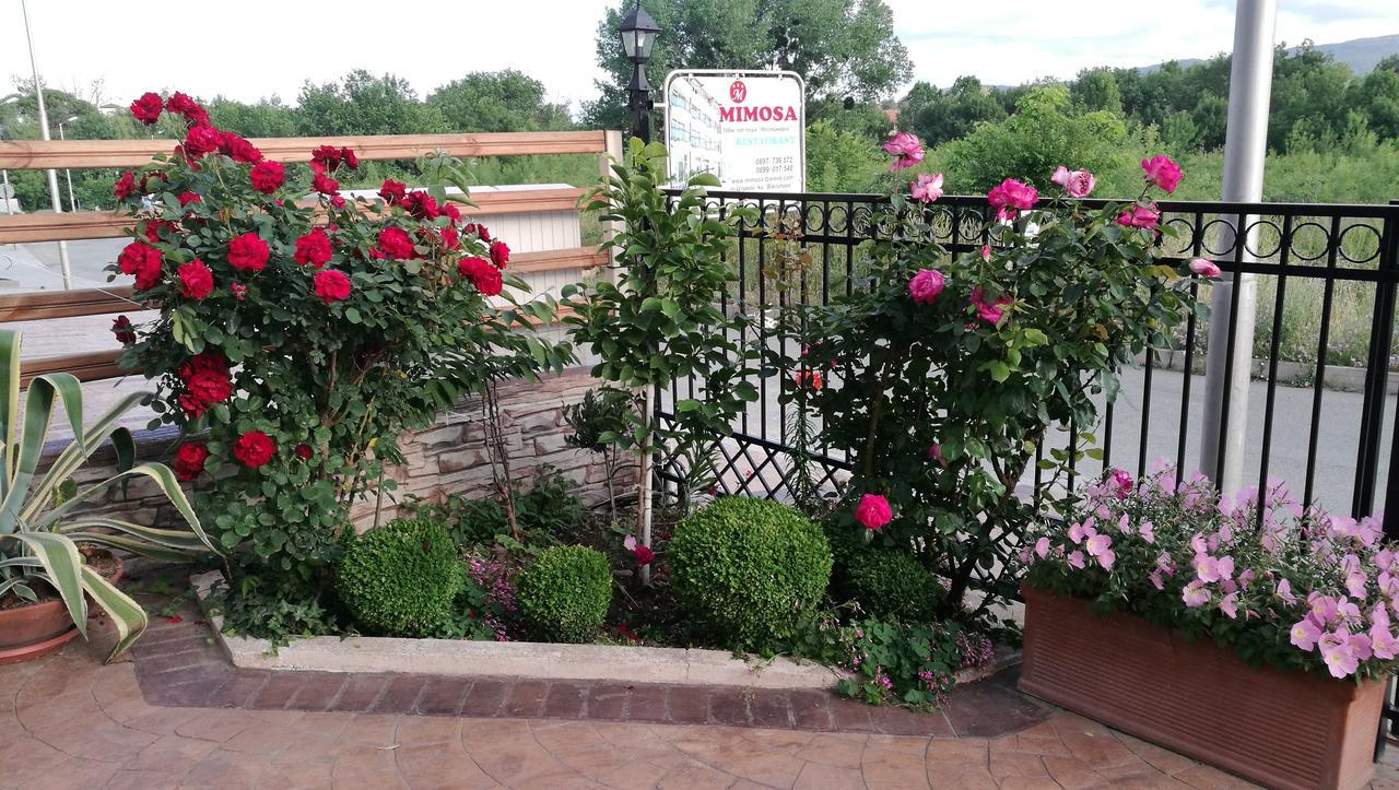 Family Hotel Mimosa Tsarevo Exterior foto
