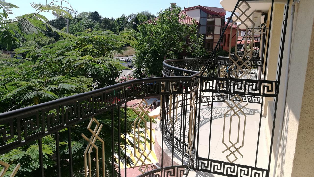 Family Hotel Mimosa Tsarevo Exterior foto